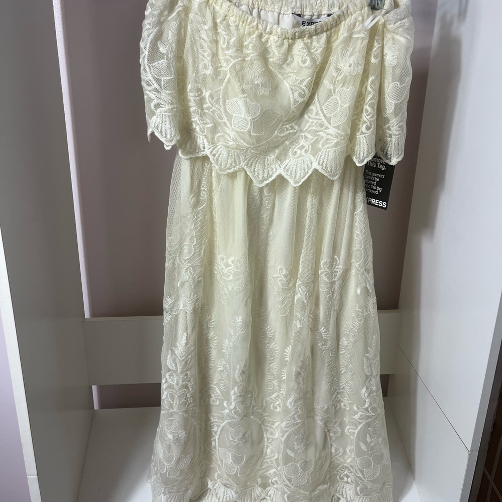 NWT Express off white lacy dress size S price lowered